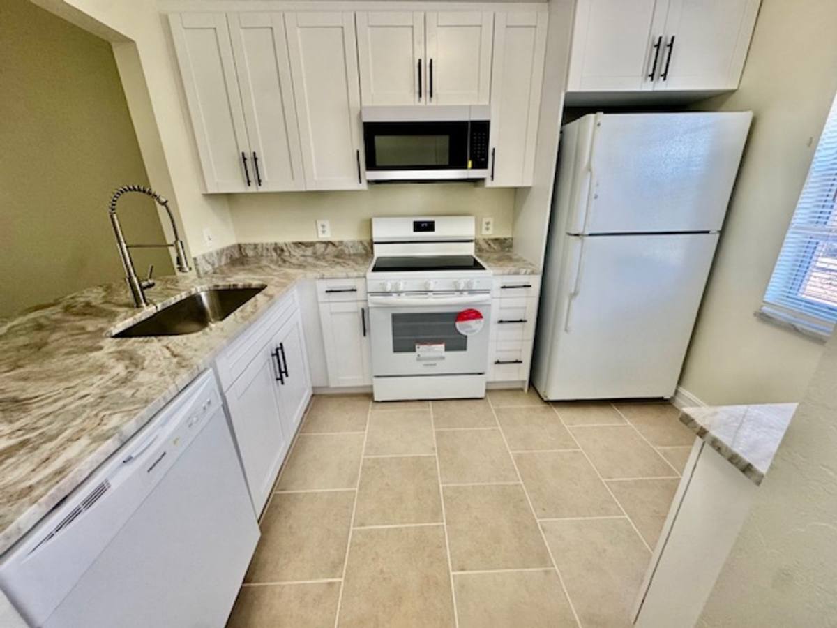 Condo for rent at 9313 Lennex Lane, Fort Myers, FL 33919