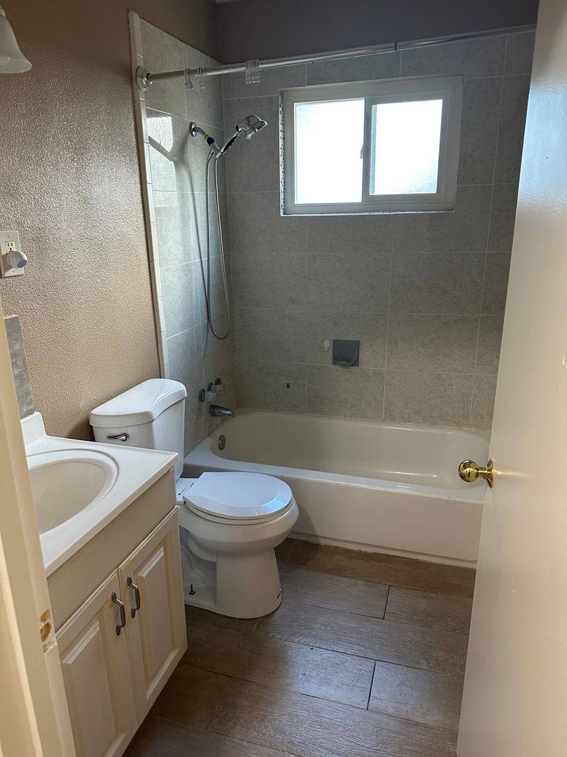 House for rent at 115 N Santa Rita, Los Banos, CA 93635