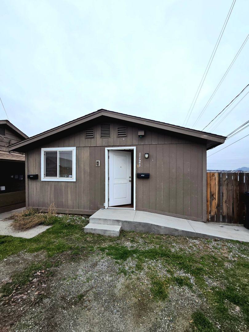 Apartment for rent at 1121 Monitor Ave, Wenatchee, WA 98801