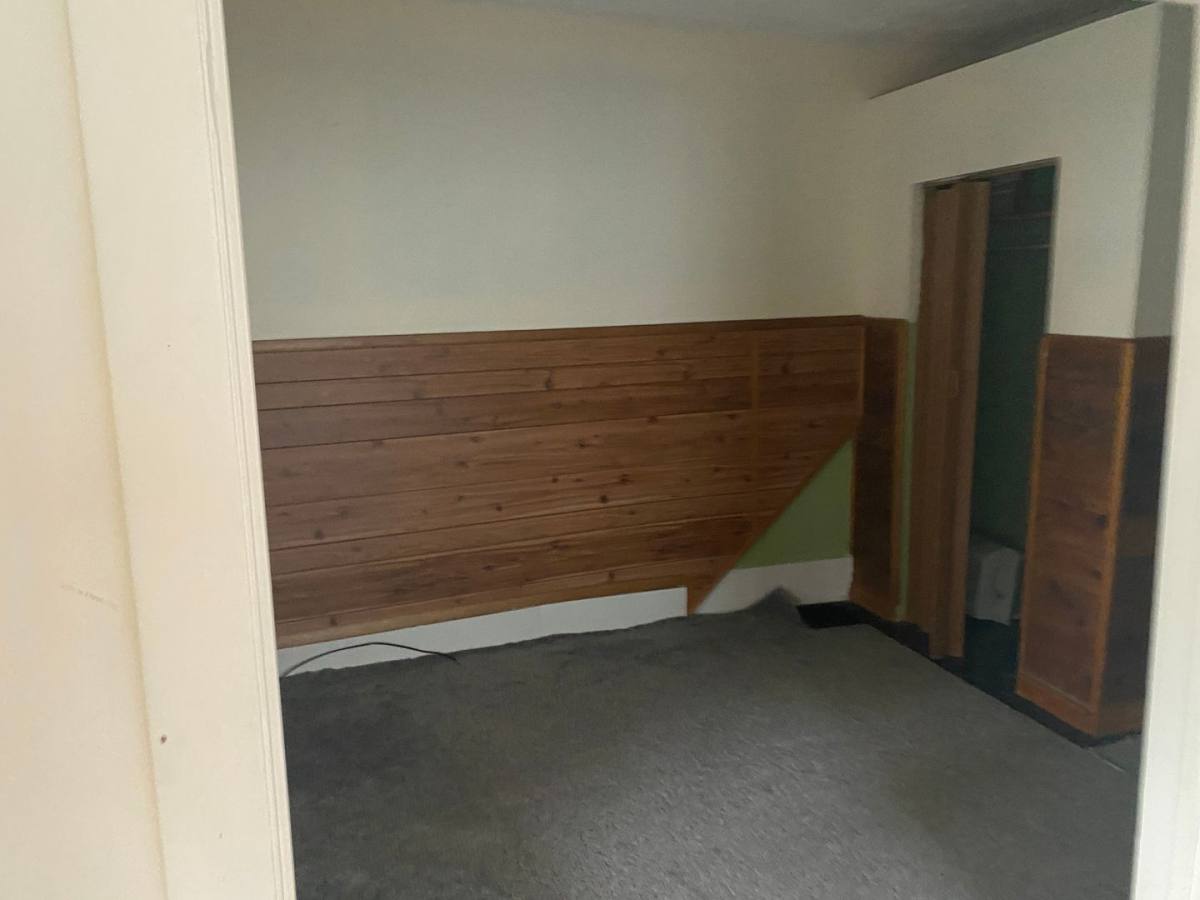 Apartment for rent at 63 Brown St NW, Barberton, OH 44203