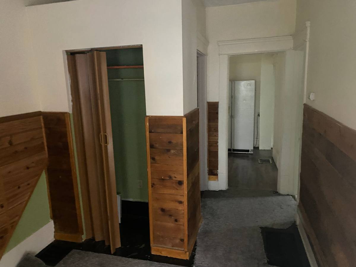 Apartment for rent at 63 Brown St NW, Barberton, OH 44203