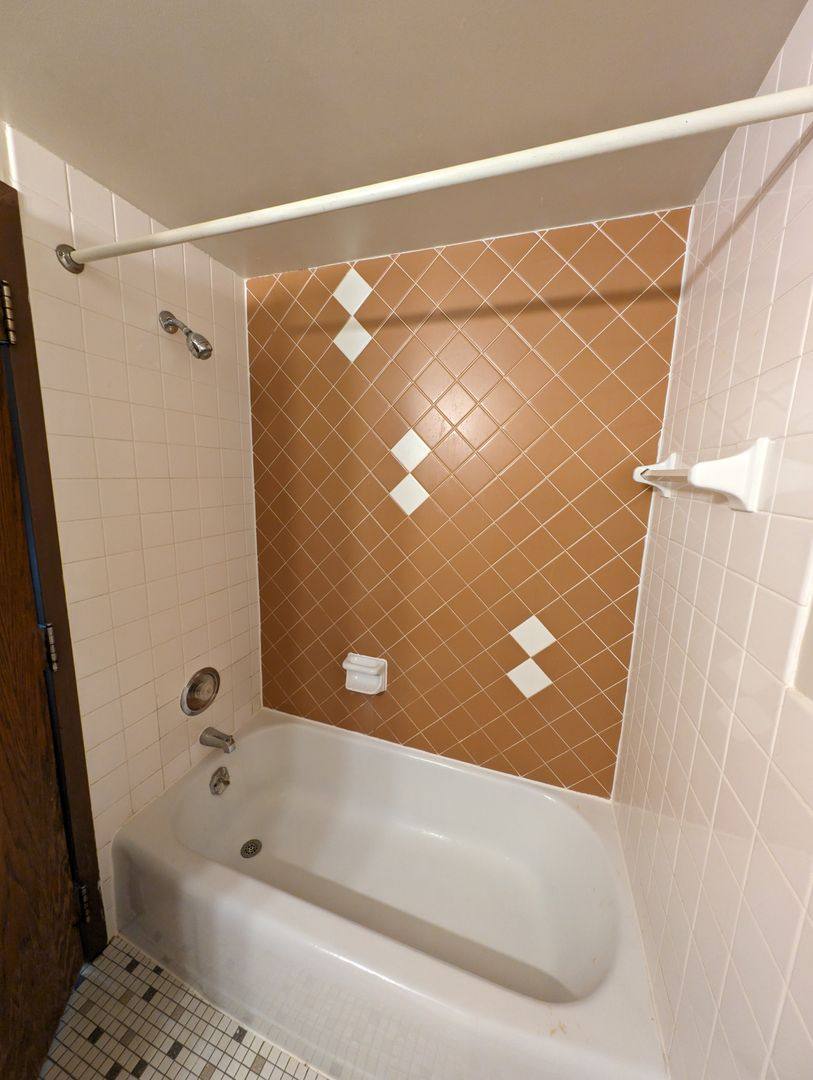 Apartment for rent at 620 2nd St SW, Rochester, MN 55902
