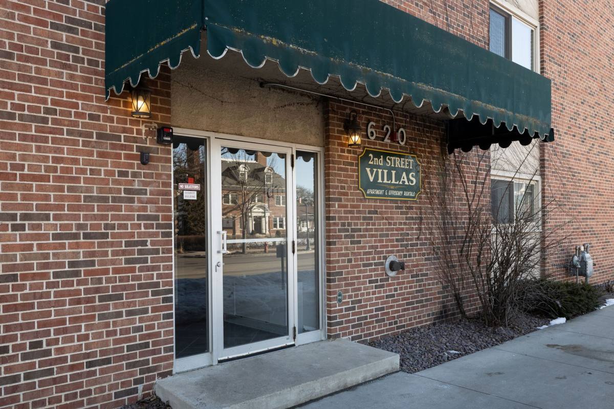 Apartment for rent at 620 2nd St SW, Rochester, MN 55902
