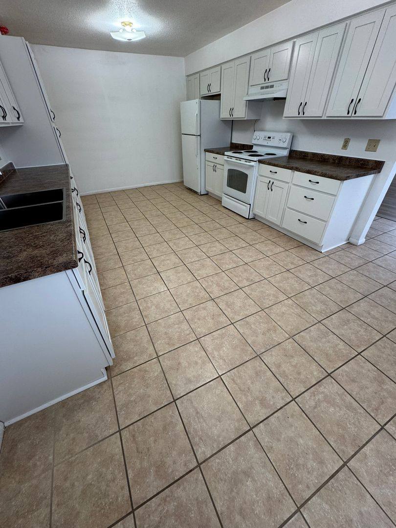 Apartment for rent at 3738 W 12th St, Erie, PA 16505