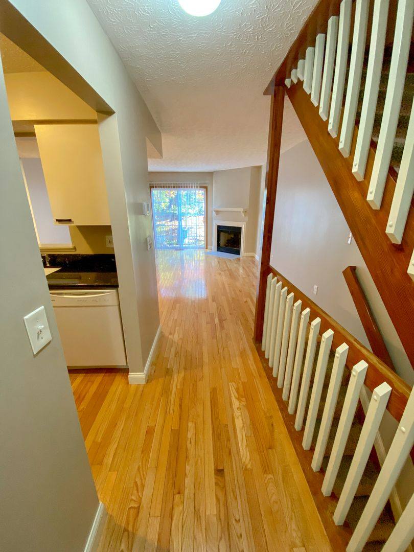 Townhouse for rent at 5602 Wigmore Dr, Columbus, OH 43235
