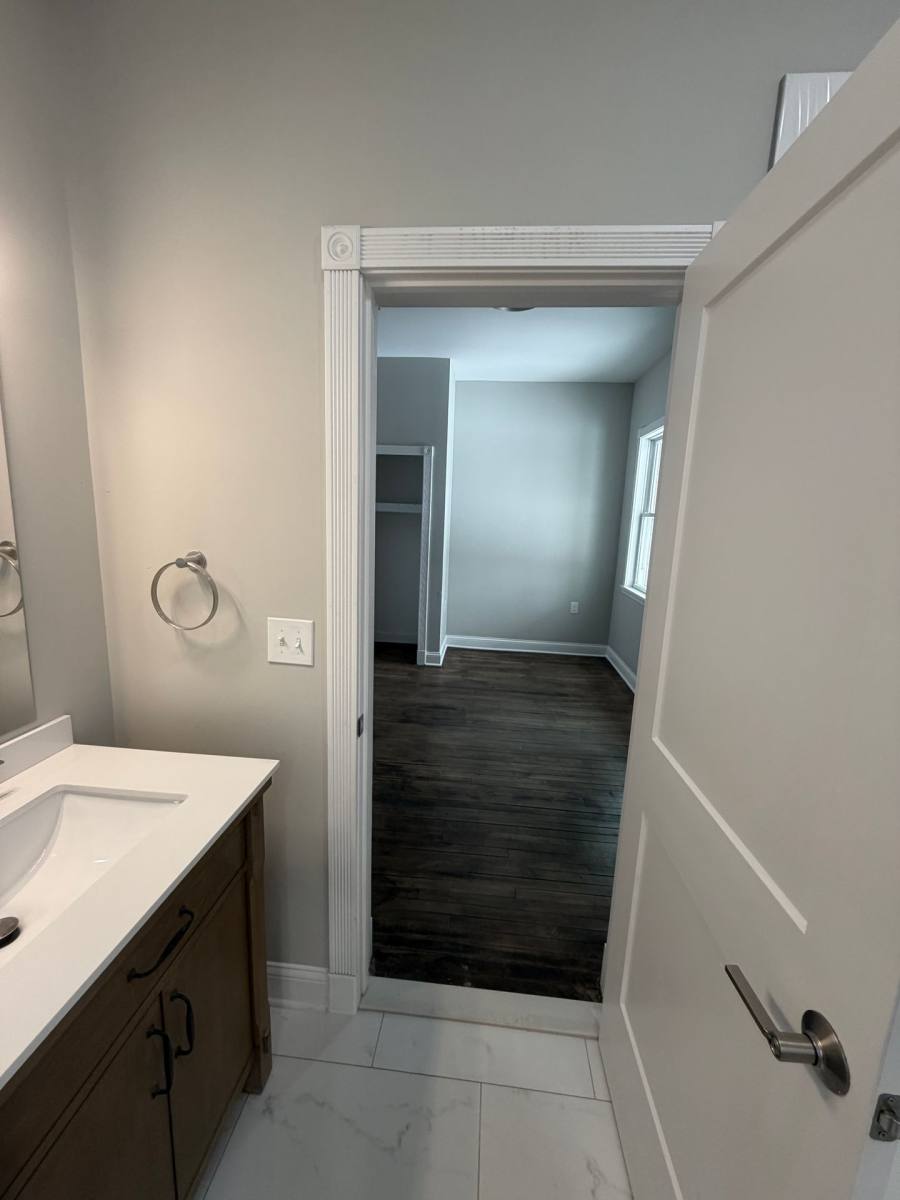 Apartment for rent at 445 E Grand Blvd, Detroit, MI 48207