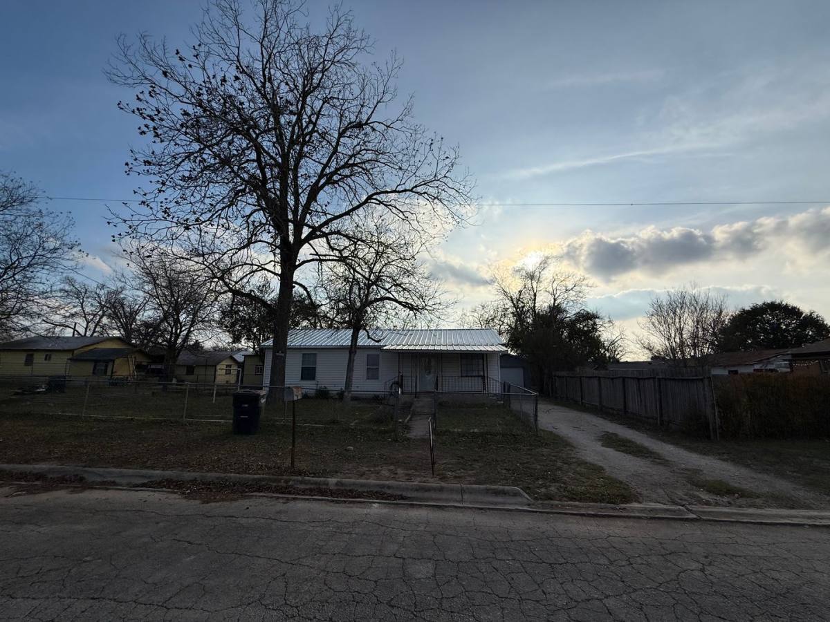 House for rent at 784 Samuels, New Braunfels, TX 78130