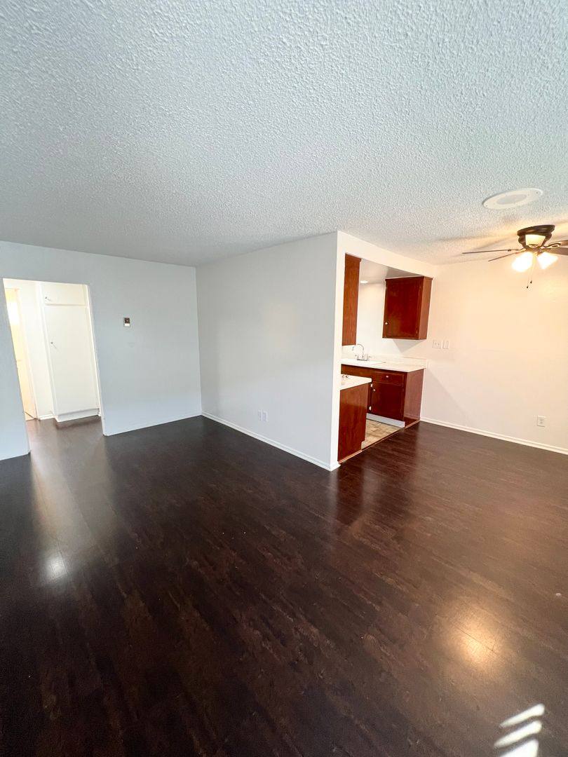 Apartment for rent at 3344-3408 Redondo Beach Blvd, Torrance, CA 90504