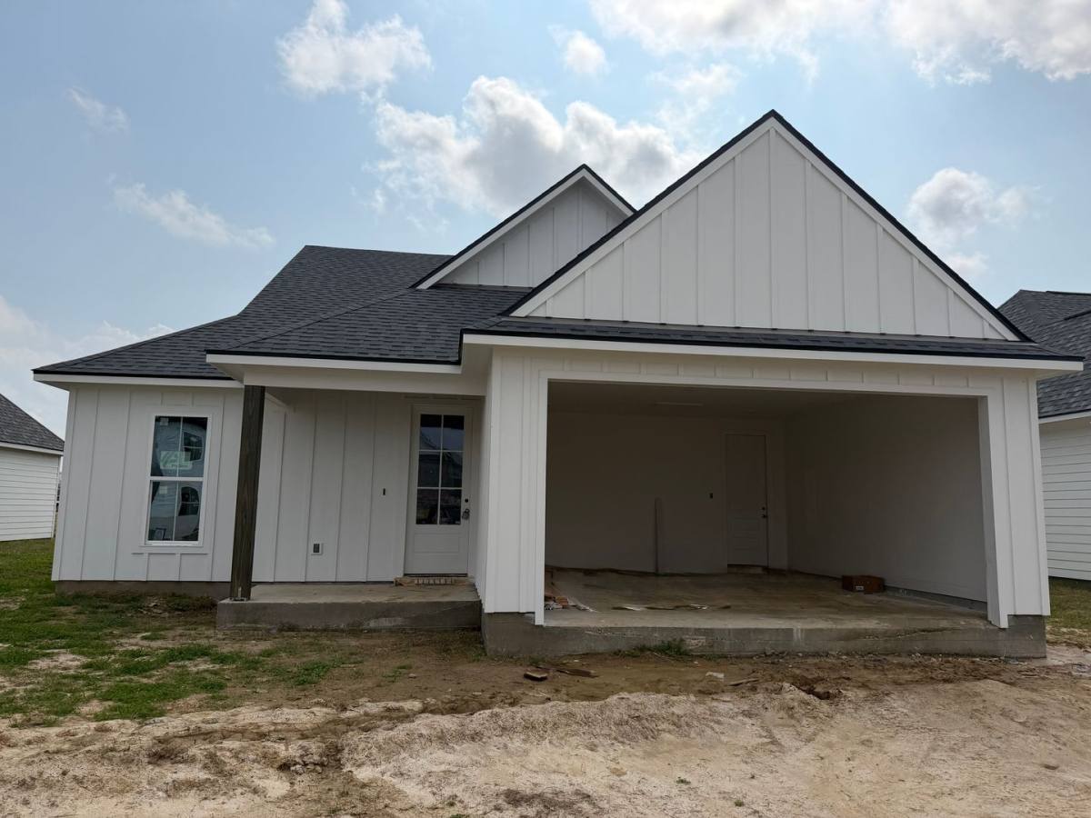 House for rent at 203 Benson Grove, Youngsville, LA 70592