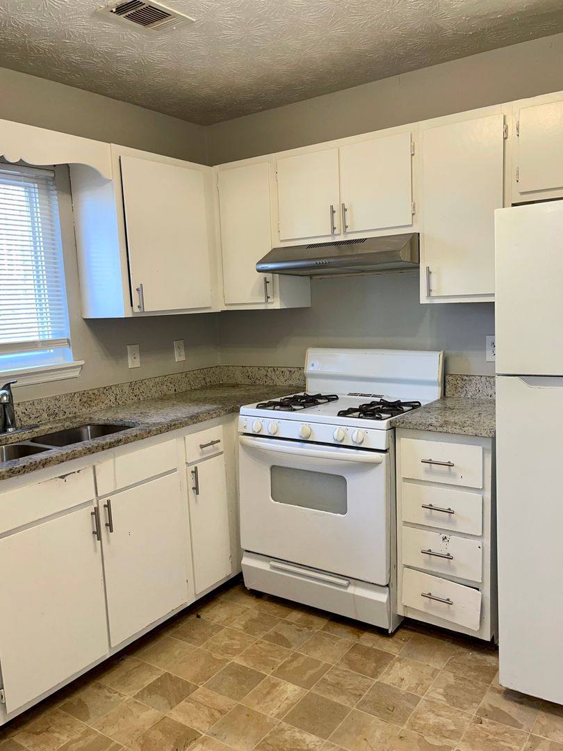 Apartment for rent at 945 Silverwood Dr, Atlanta, GA 30349