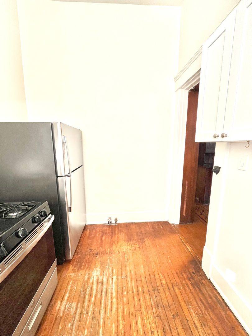 Apartment for rent at 1382 S 1st St, Louisville, KY 40208