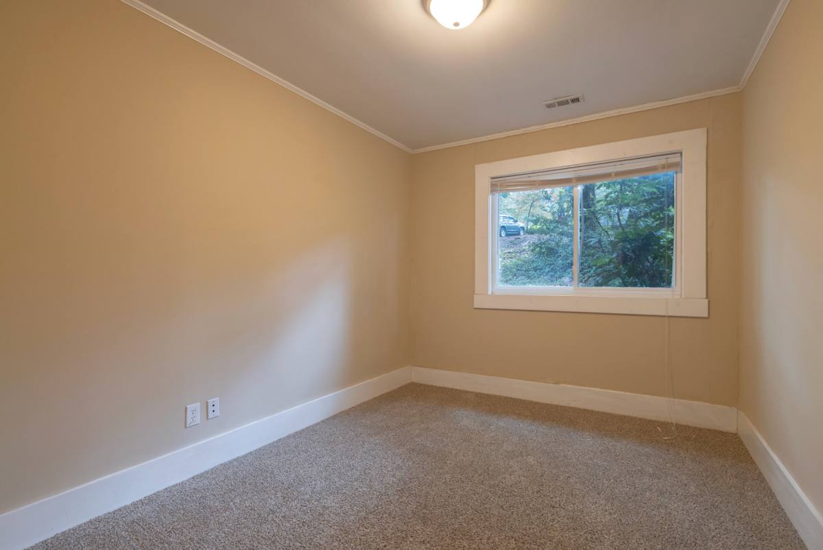 Apartment for rent at 270 Riggs Dr, Clemson, SC 29631