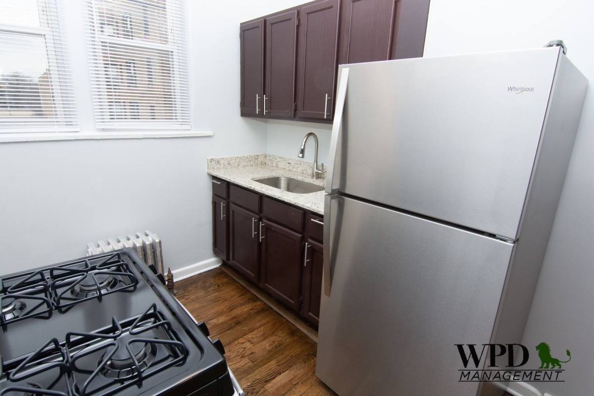 Apartment for rent at 7305 S Stewart Ave, Chicago, IL 60621