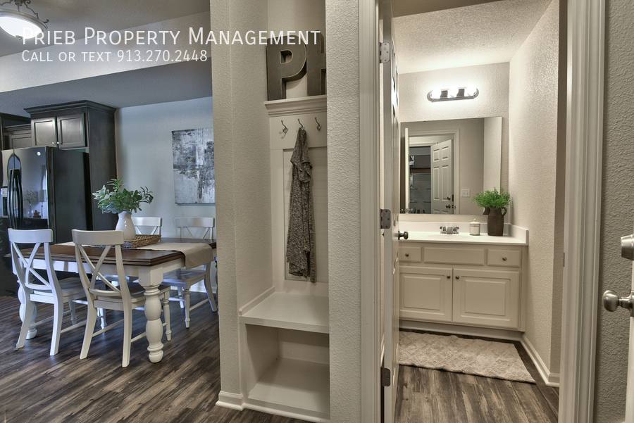 Townhouse for rent at 21969 W 125th Place #BUILDING 13, Olathe, KS 66061