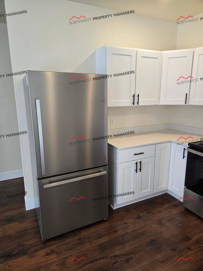 Apartment for rent at 101 SW 2nd St, Chehalis, WA 98532