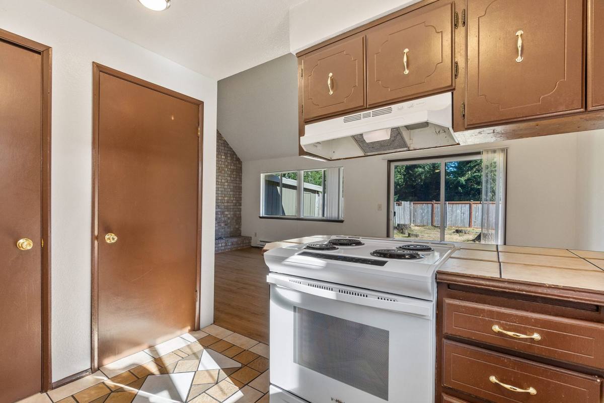 Apartment for rent at 8408-8430 Prine Villa Lane SW, Olympia, WA 98512