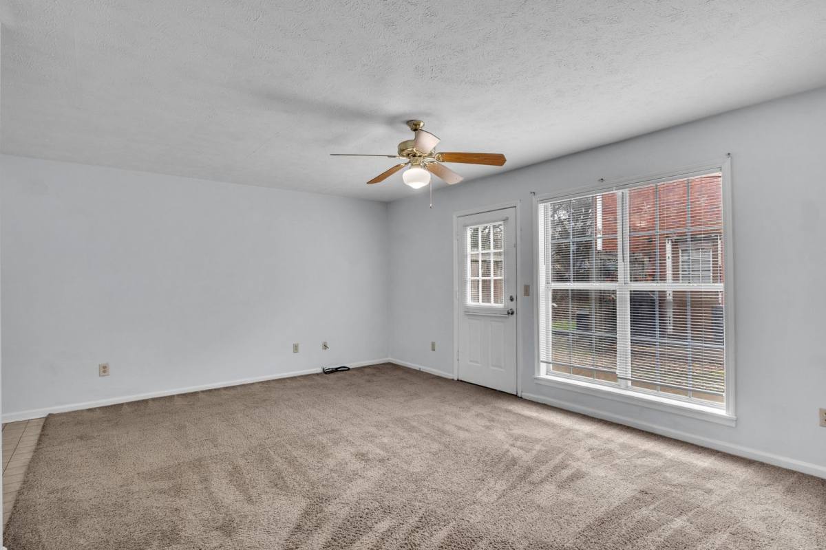 Apartment for rent at 103 Locksley Way, Starkville, MS 39759