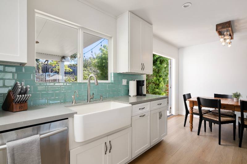 Townhouse for rent at 1123 Balour Dr, Encinitas, CA 92024