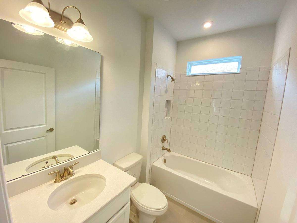 House for rent at 2182 Palm Tree Dr, Kissimmee, FL 34759