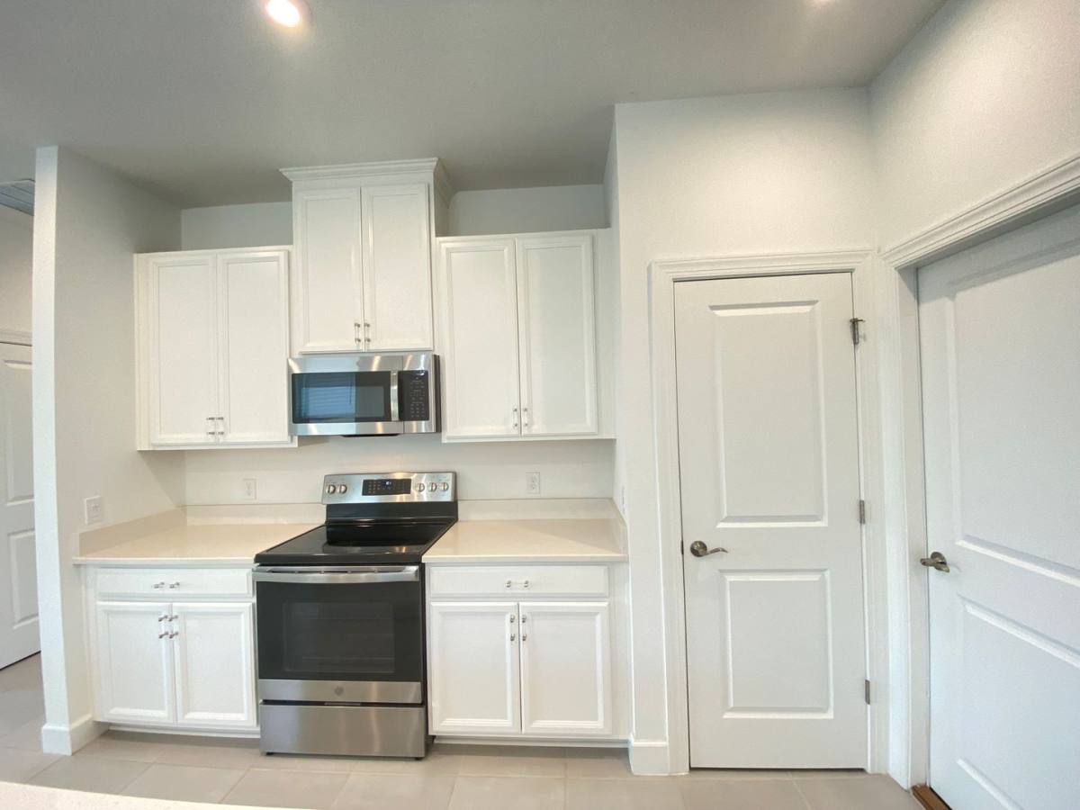 House for rent at 2182 Palm Tree Dr, Kissimmee, FL 34759