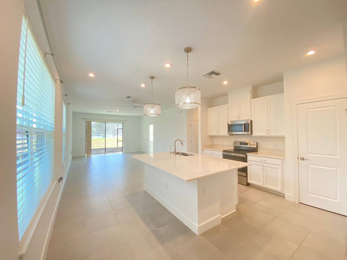 House for rent at 2182 Palm Tree Dr, Kissimmee, FL 34759