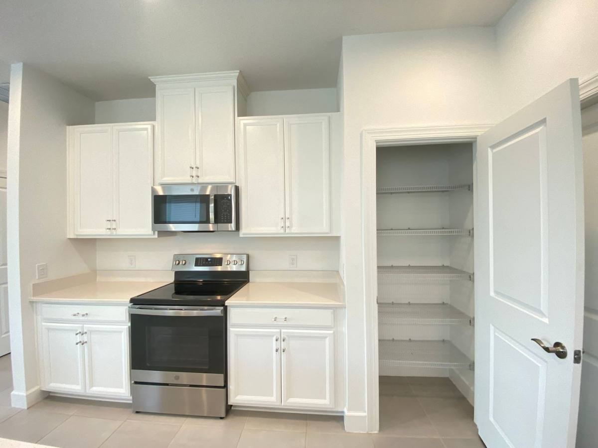 House for rent at 2182 Palm Tree Dr, Kissimmee, FL 34759