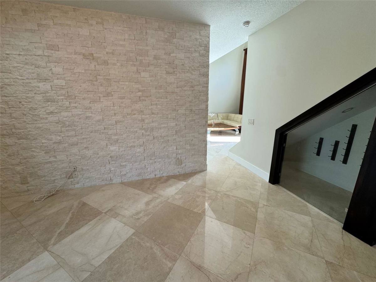 House for rent at 6733 NW 81st Court, Pompano Beach, FL 33067