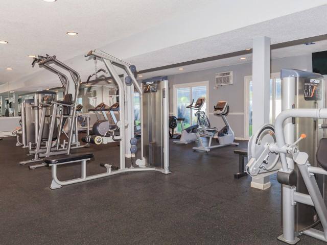 Apartment for rent at 1450 S Busse Rd, Mount Prospect, IL 60056