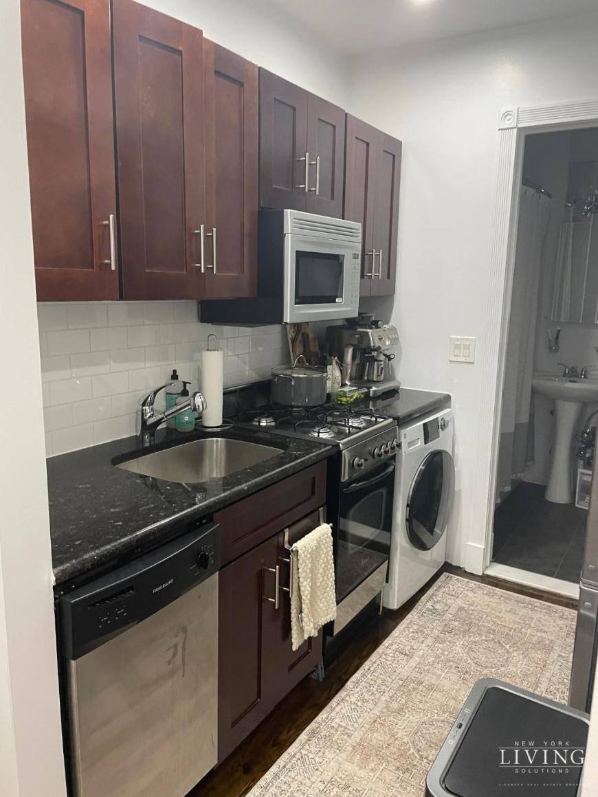 Apartment for rent at 309 Mott St #21ISS, New York, NY 10012