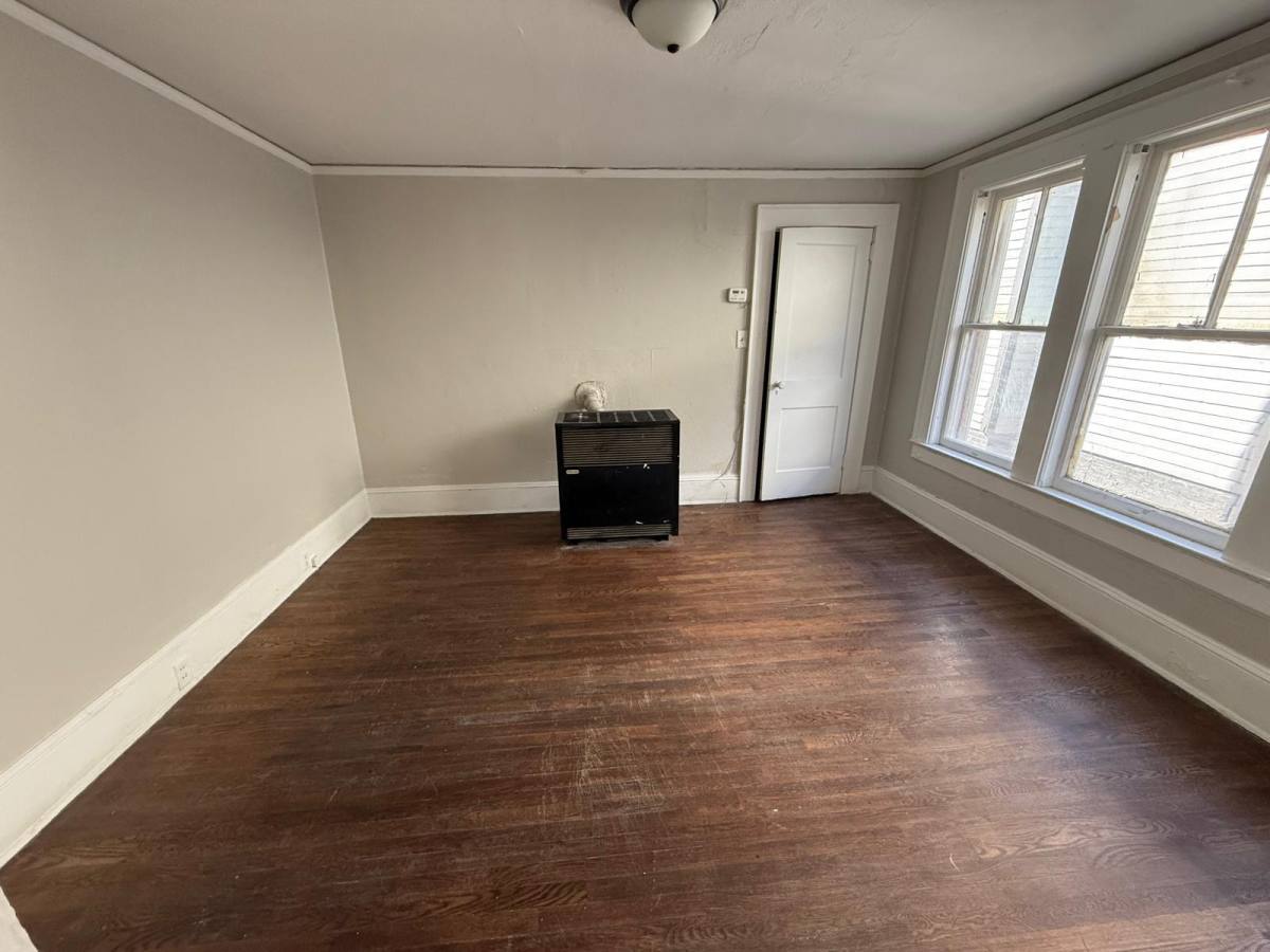 Apartment for rent at 209 Oakwood St #2, High Point, NC 27262
