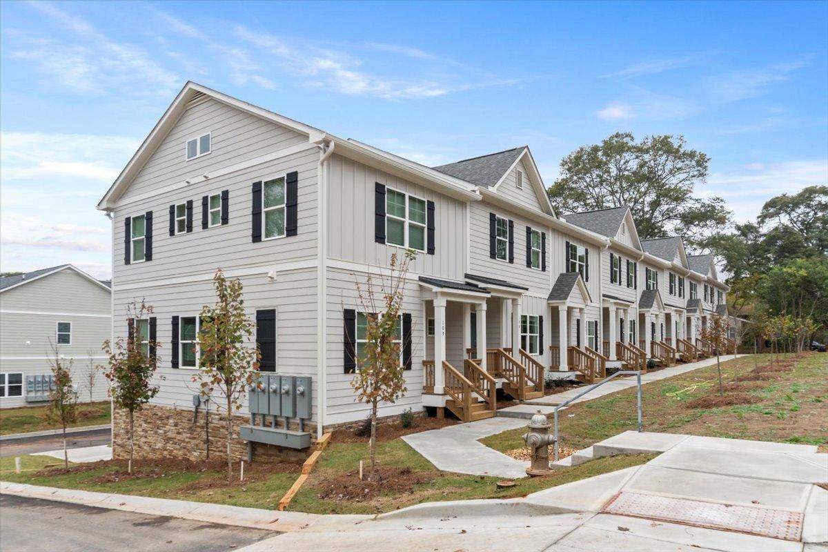 Condo for rent at 354 Arch St #208, Athens, GA 30601
