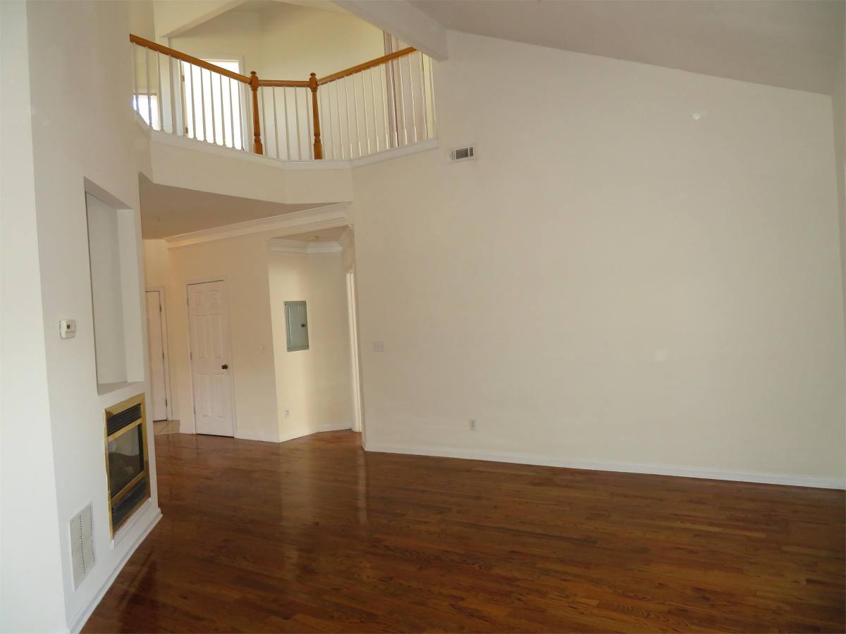 Townhouse for rent at Rivermont the Colony, 8842 Fairview Bluff #1, Alpharetta, GA 30022