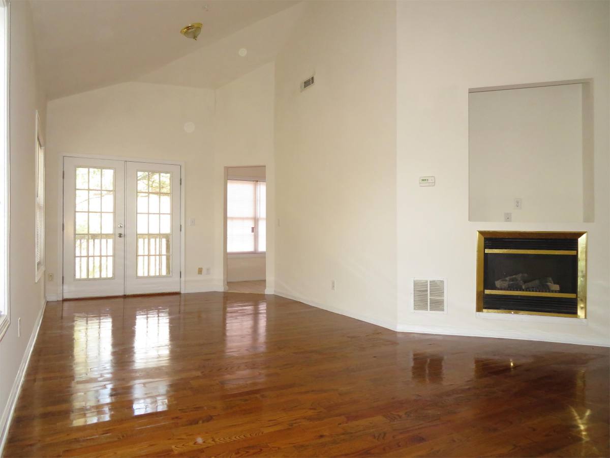 Townhouse for rent at Rivermont the Colony, 8842 Fairview Bluff #1, Alpharetta, GA 30022