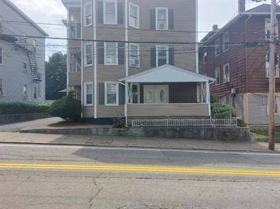 Apartment for rent at 275 Diamond Hill Rd #3R, Woonsocket, RI 02895
