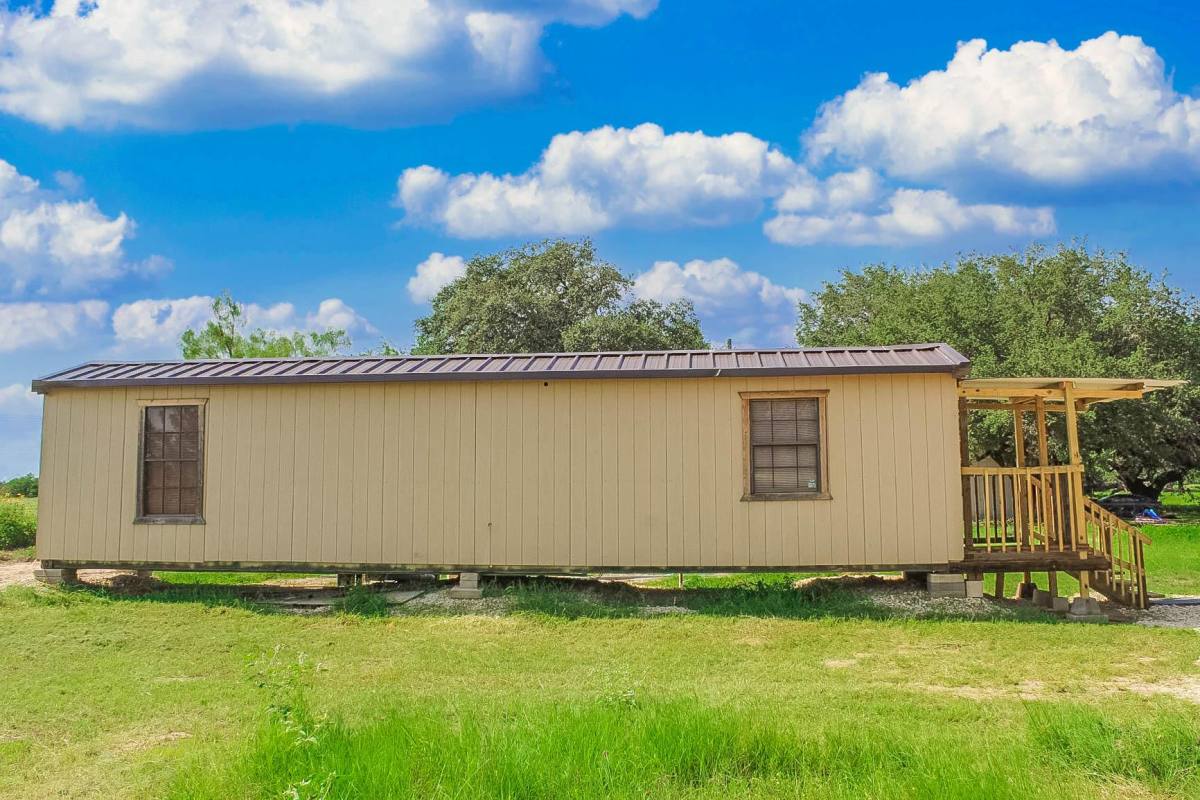 House for rent at 106 Private Rd 7741 #2, Devine, TX 78016