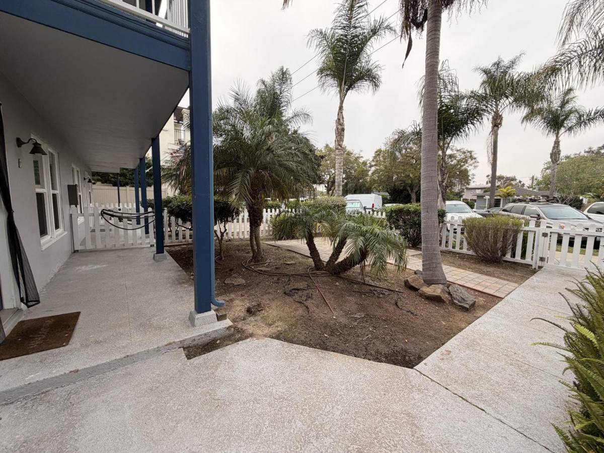 Apartment for rent at 157-163 D Avenue, 161 D Ave #1, Coronado, CA 92118