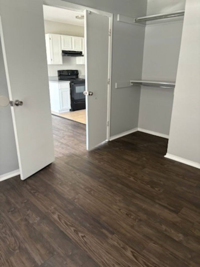 Apartment for rent at 220-380 Strawberry Meadows, Springdale, AR 72764