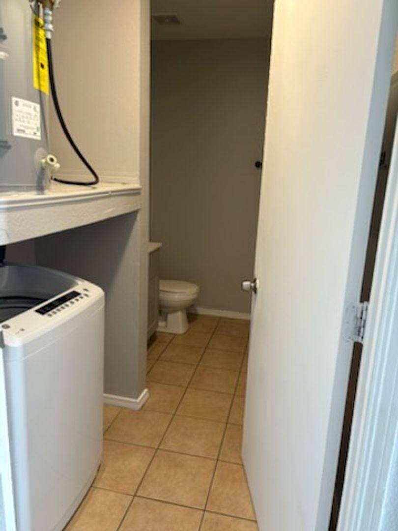 Apartment for rent at 220-380 Strawberry Meadows, Springdale, AR 72764