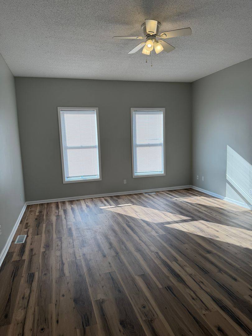 Apartment for rent at 520 E Tuscaloosa St, Florence, AL 35630