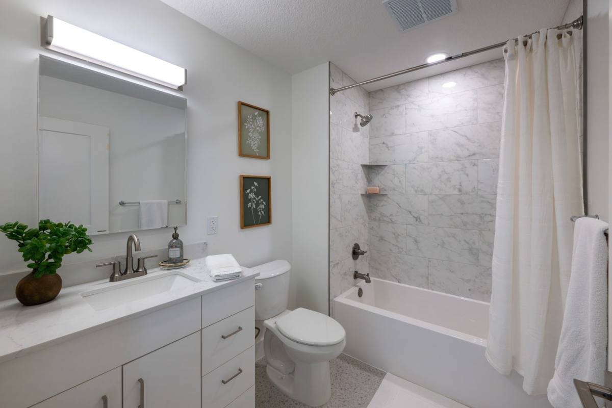 Apartment for rent at 835 Van Buren St, Fort Wayne, IN 46802