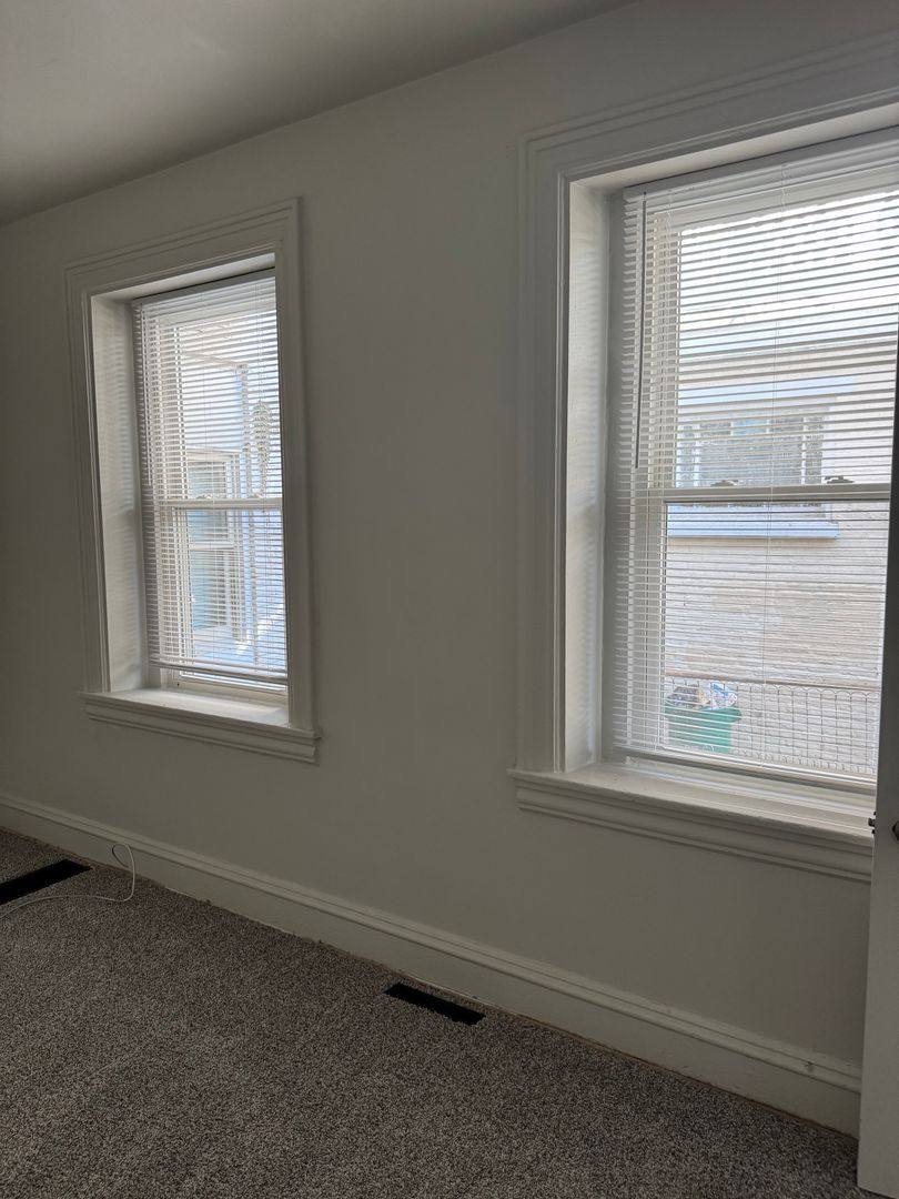 Apartment for rent at 328 W King St, Lancaster, PA 17603