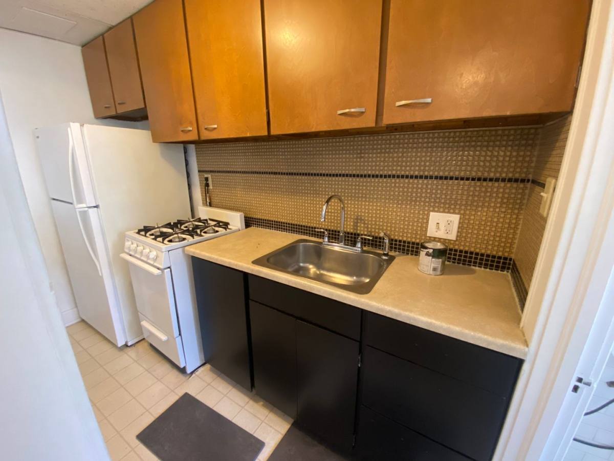 Apartment for rent at 809 E Kingsley St, Ann Arbor, MI 48104