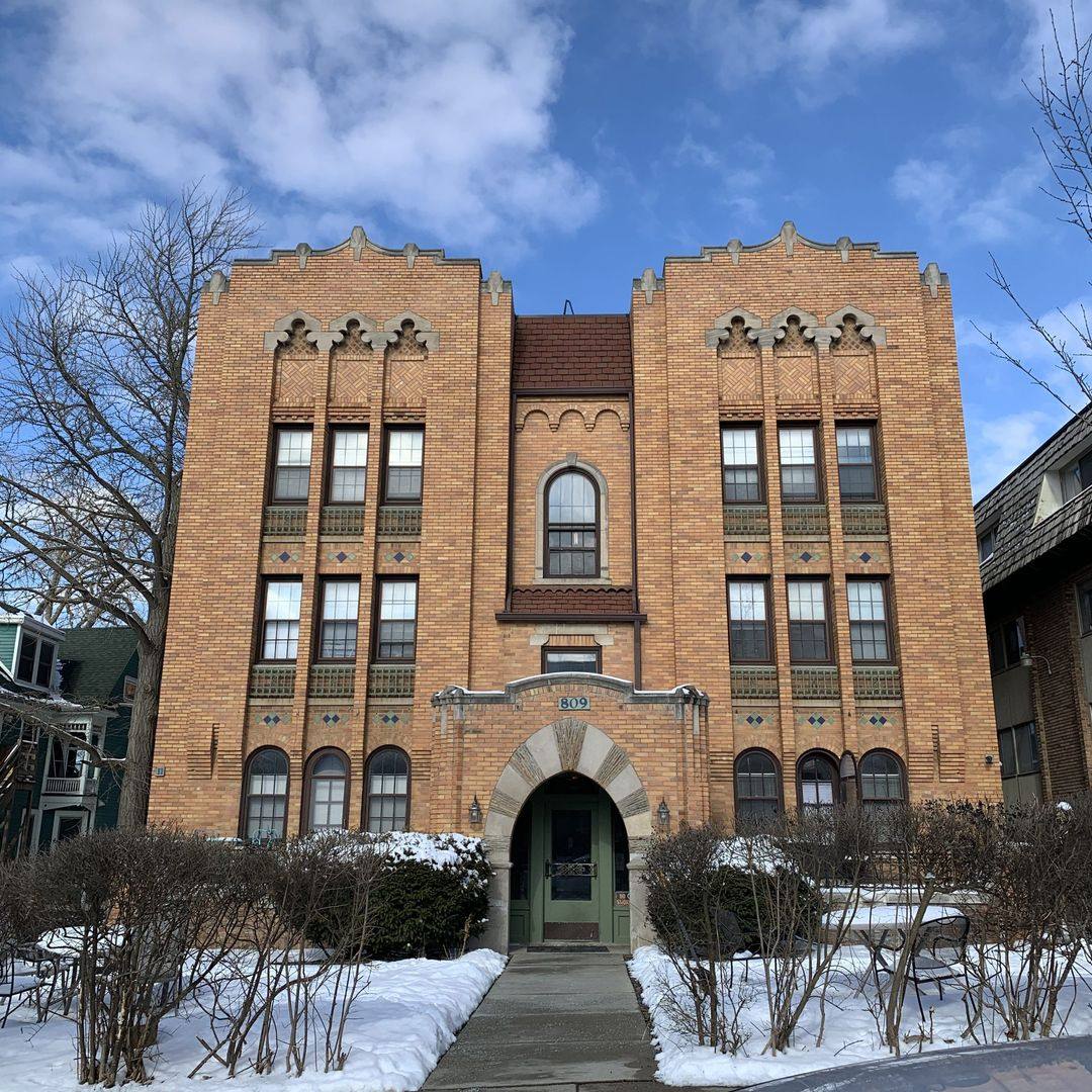 Apartment for rent at 809 E Kingsley St, Ann Arbor, MI 48104