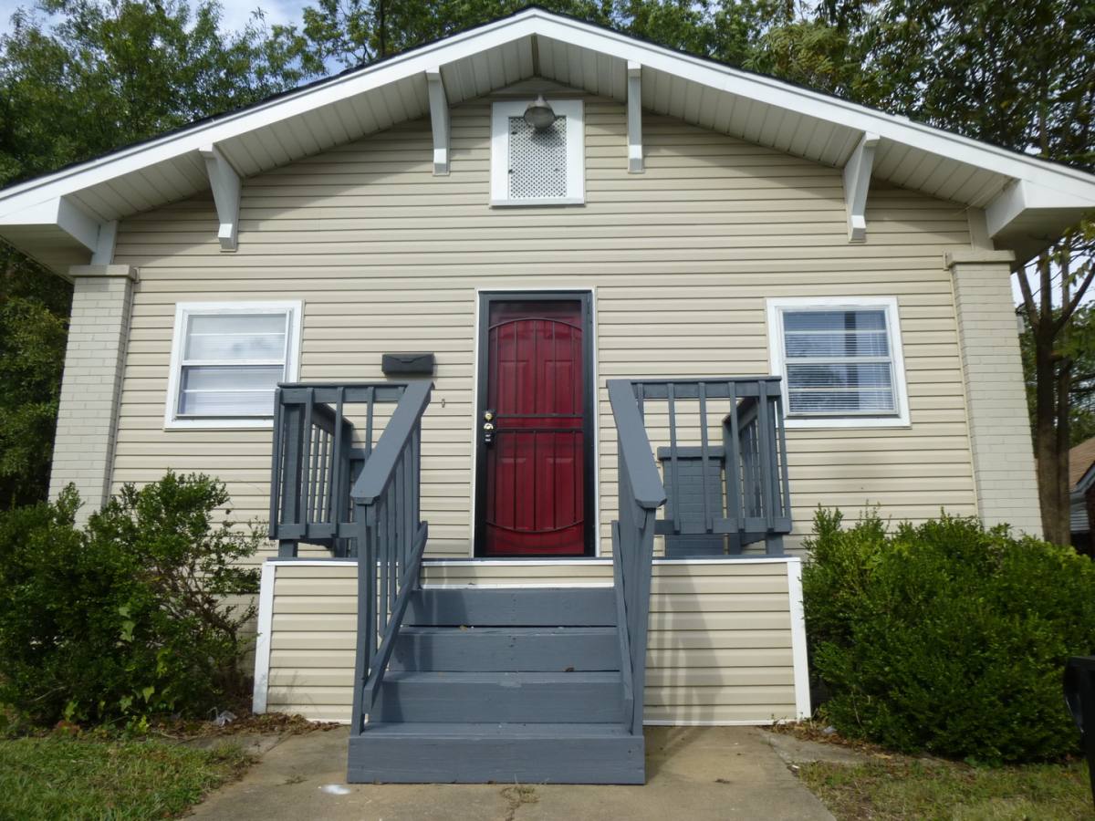 House for rent at 419 19th St S, Bessemer, AL 35020