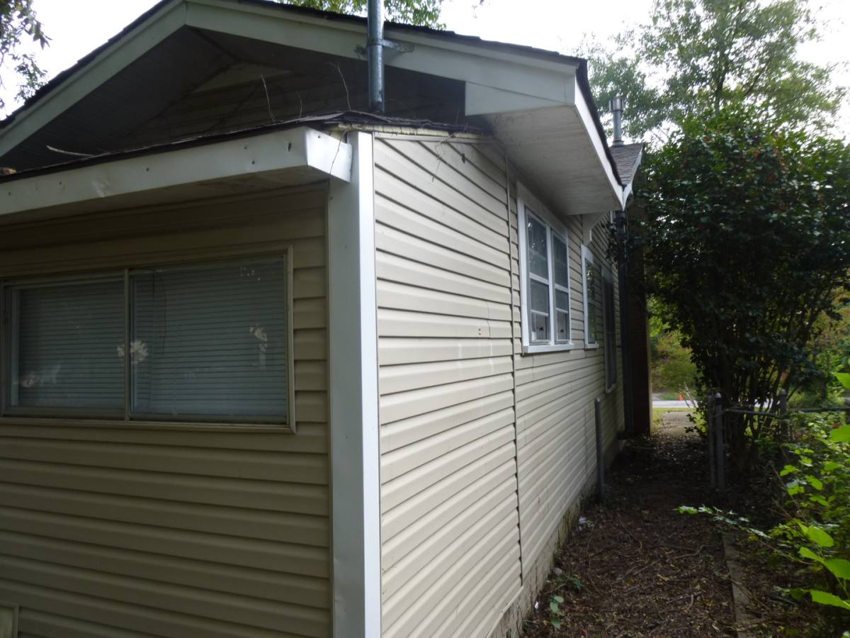 House for rent at 419 19th St S, Bessemer, AL 35020