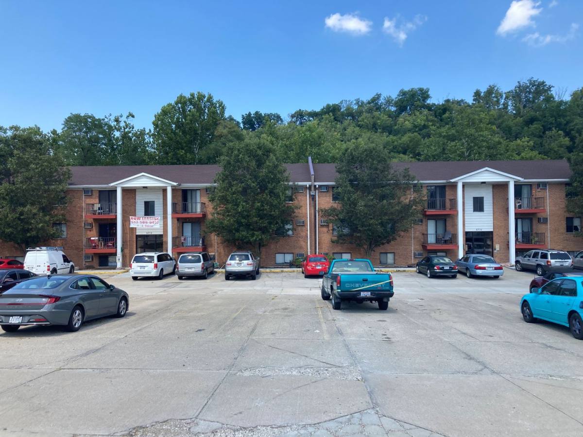 Apartment for rent at 6708-6714 Harrison Ave, Cincinnati, OH 45247