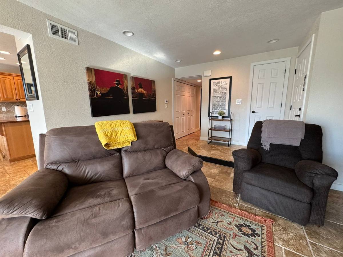 Condo for rent at 1675 Highway 95, Bullhead City, AZ 86442
