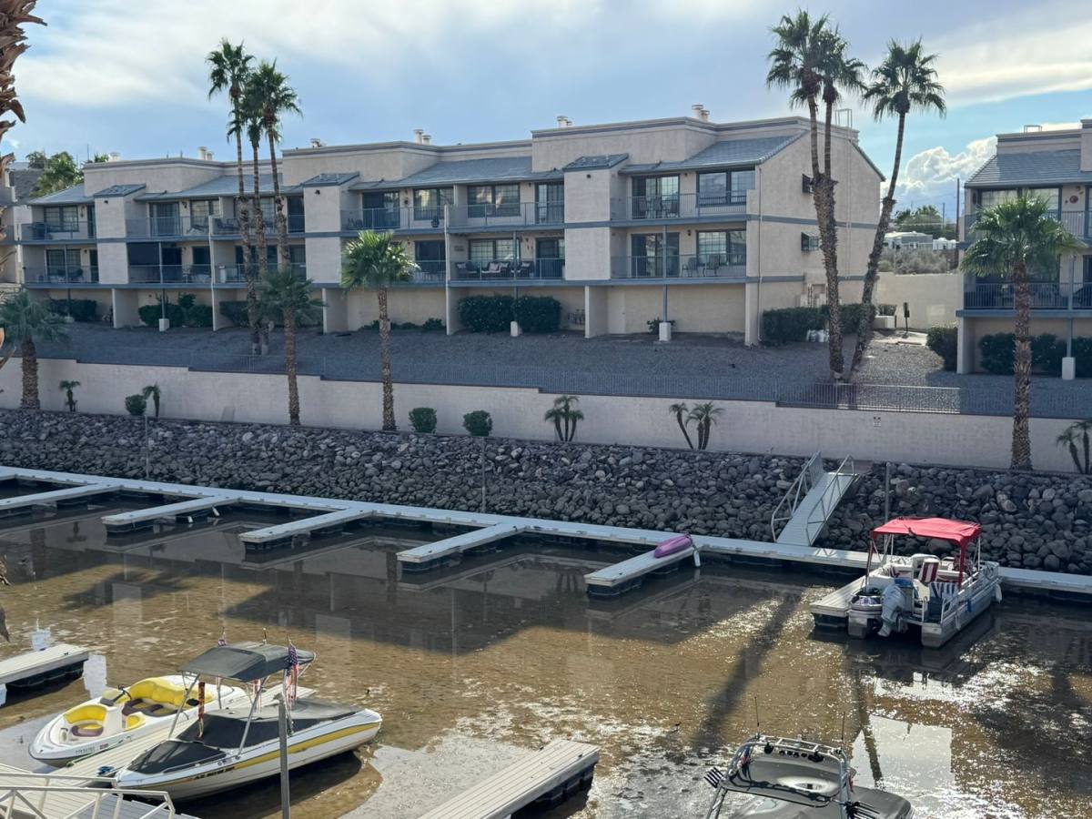 Condo for rent at 1675 Highway 95, Bullhead City, AZ 86442