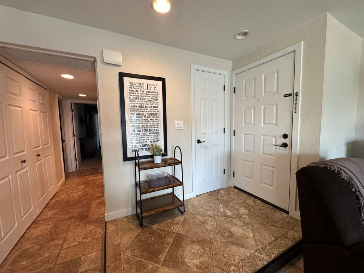 Condo for rent at 1675 Highway 95, Bullhead City, AZ 86442