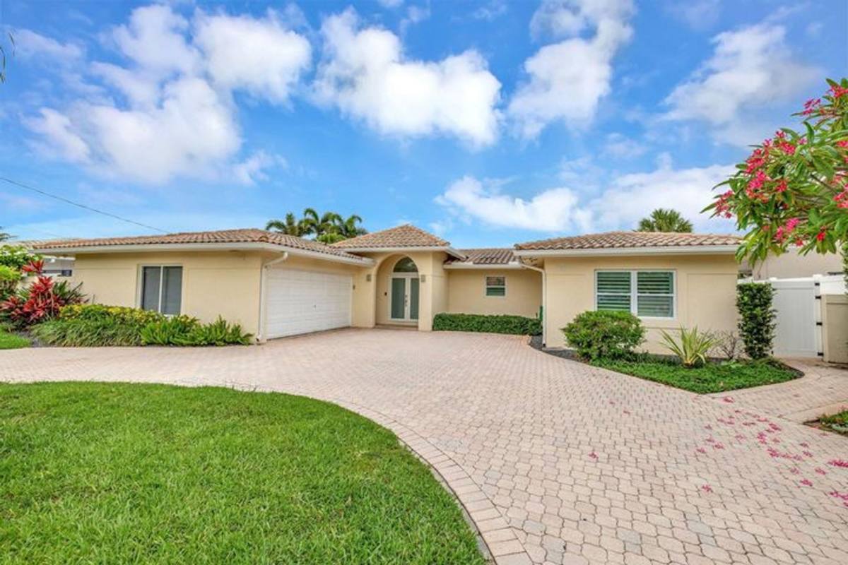 House for rent at 2612 NE 5th St, Pompano Beach, FL 33062